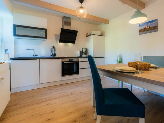 Private kitchen 4, Holiday Apartment 4 "sudfall", Nordfriesland