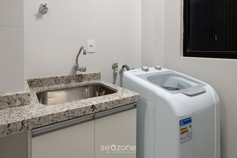 Bathroom 3, 2BR Apt w/ Pkg & BBQ 450m From sea Ean503, Balneário Arroio do Silva