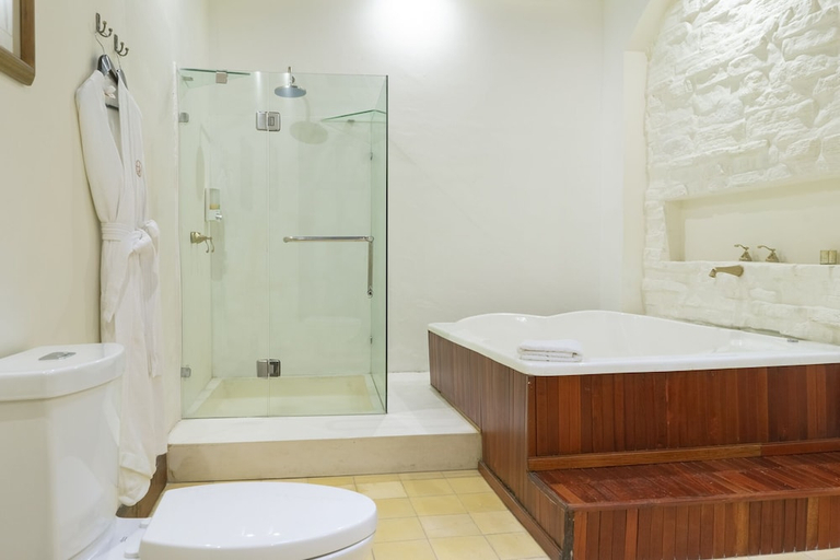 Bathroom 3, Nukari Quinta Boutique, Jala