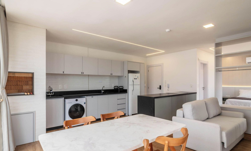 Interior 3, Apartments in a Building With a Pool, 180m From the Beach in Bombinhas - Sfrs, Bombinhas