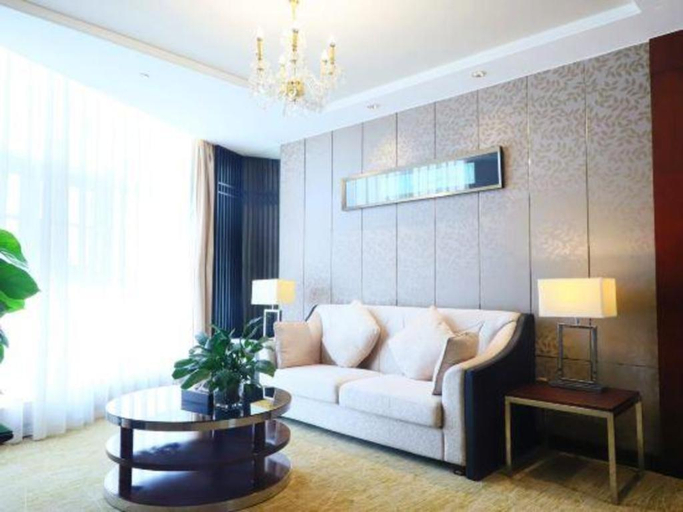 Others 5, XinHua JianGuo Hotel, Jiujiang