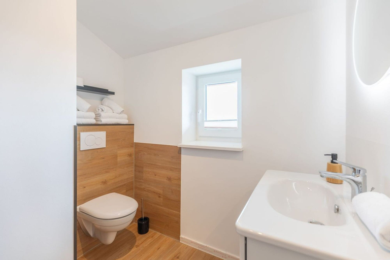 Bathroom 4, Familienferienhaus mit Sauna und Whirlpool, Nordfriesland