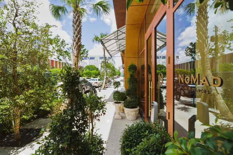 Interior 5, Designer Studio With Balcony Walk to Restaurants, Art & Nightlife, Miami-Dade