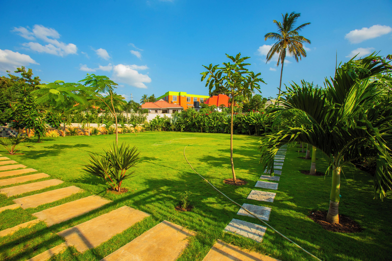 Property grounds 2, Hotel La Palma, Kinondoni