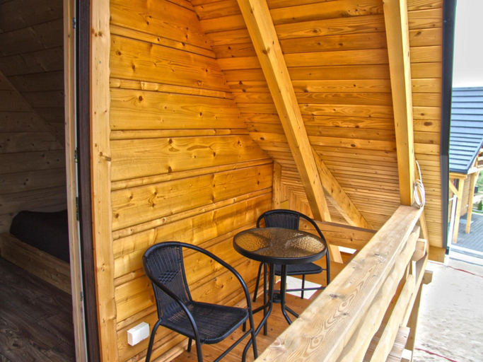 Balcony 3, Holiday Home With a Terrace, Close to the Lake, Świebodzin