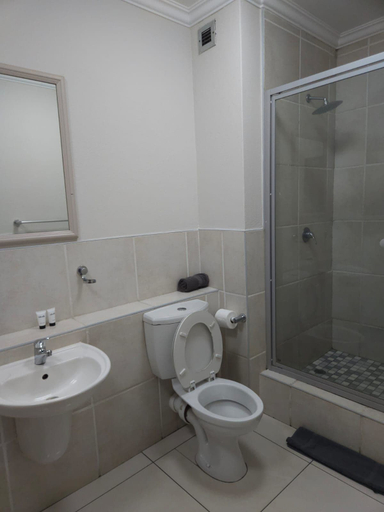 Bathroom 3, Sandton Westpoint Luxury Apartments 176, City of Johannesburg