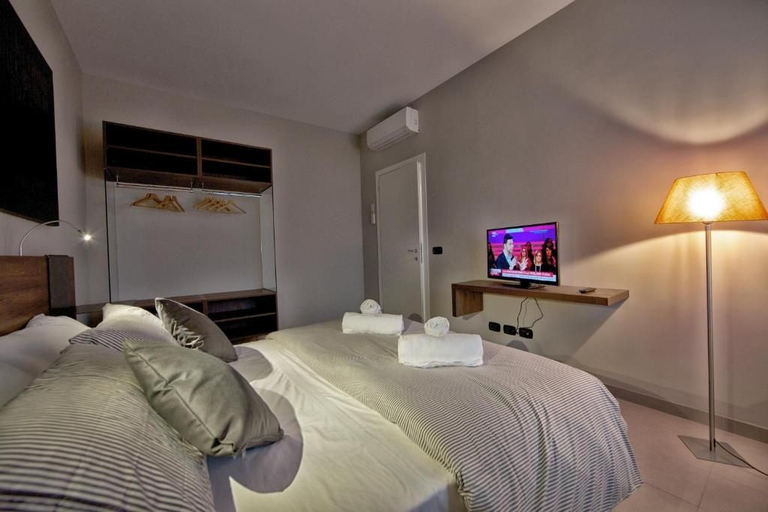 Room 3, Lepini Suites Guesthouse, Frosinone