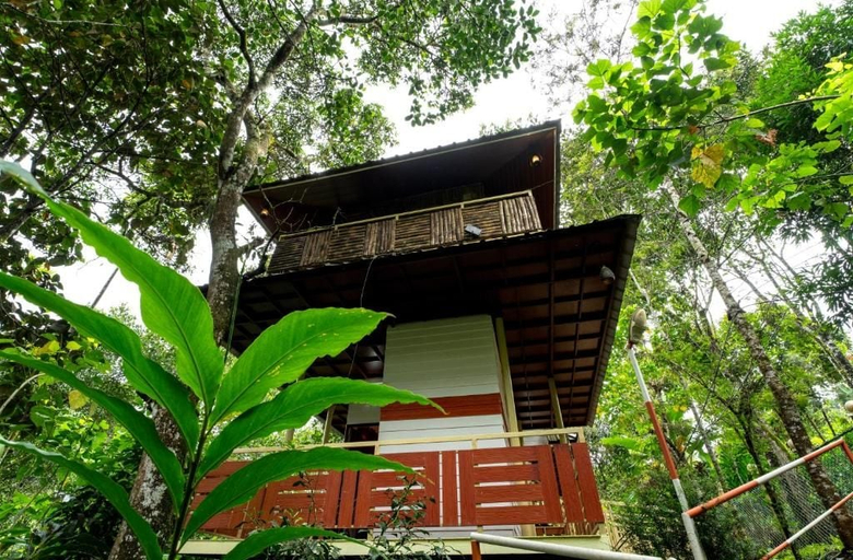 Exterior 4, Bestinn Leisure Chalona Munnar, Idukki