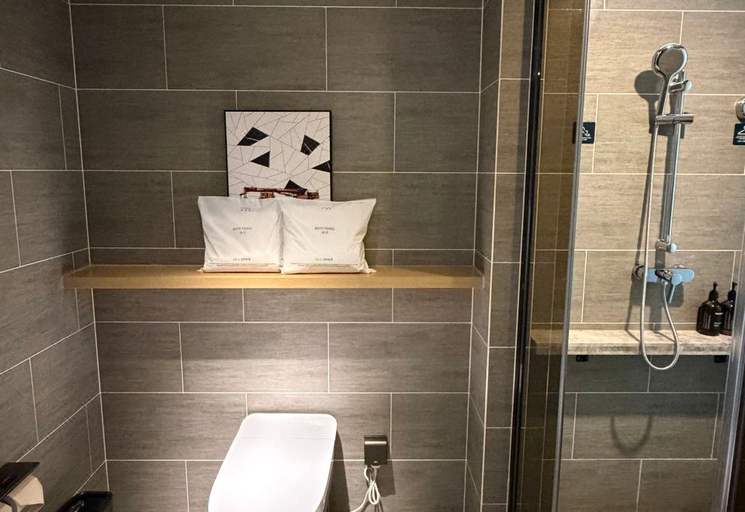 Bathroom 3, Atour Hotel Dalian High-tech Zone, Dalian
