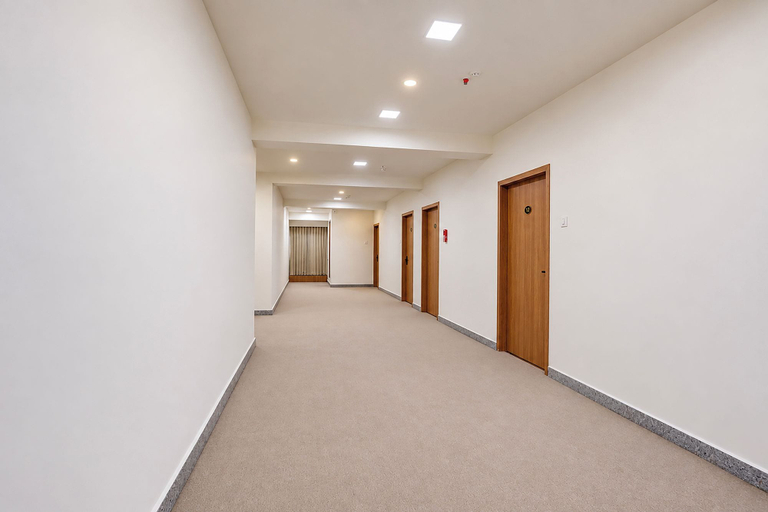 Lobby 5, FabHotel The Grand Shivalik, Morbi