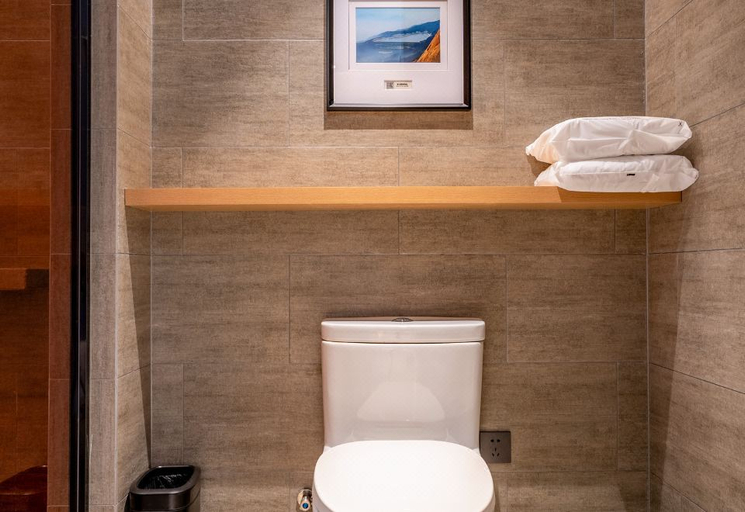 Bathroom 3, Atour Hotel Taian Taishan Scenic Area Pangu Tiandi, Tai'an