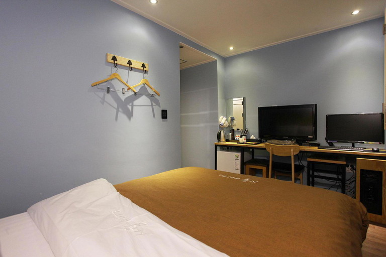 Bedroom 3, Yeongdeungpogucheong Station SL, Yeongdeungpo