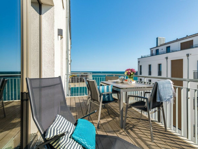 Outdoor dining 4, Apartment in Olpenitz With Swimming Pool, Schleswig-Flensburg