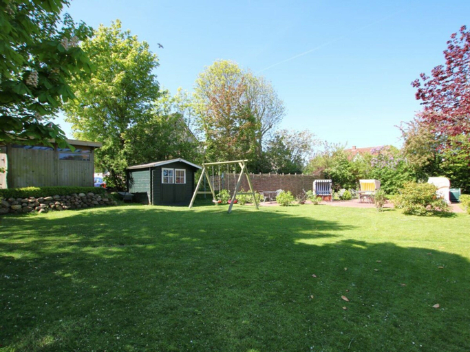 Children's area, Kiek Ut 9, Holiday Apartment 2, Nordfriesland