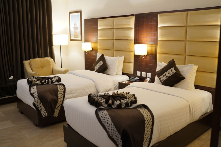 Bedroom 2, Faletti's Express- Shimla Hill, Lahore