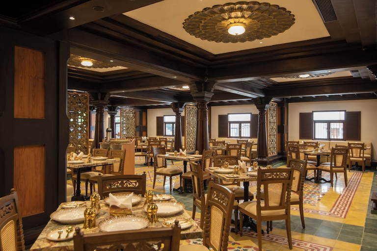 Food & Drinks 4, The President Hotel Kumara Park, Bangalore