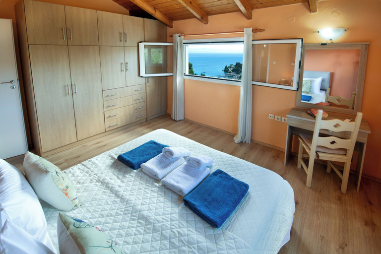 Room 4, Villa Frajeska with Private Pool by Konnect, Ionian Islands