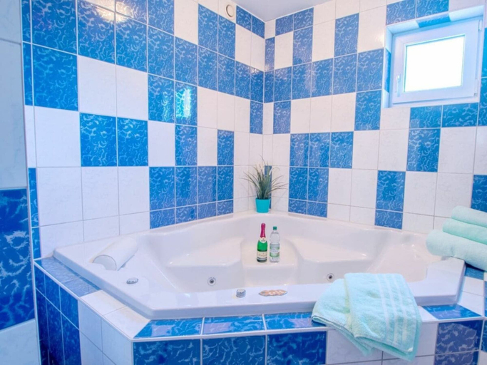 Bathroom 5, Residence on the Beach 4-58, Vorpommern-Rügen
