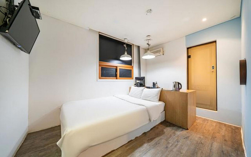 Bedroom 4, Noryangjin JH9, Dongjak