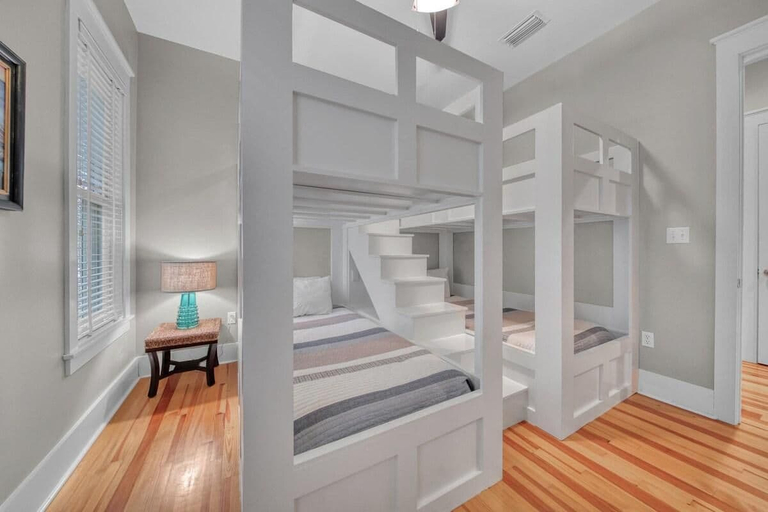 Room 4, Second Wind, Walton