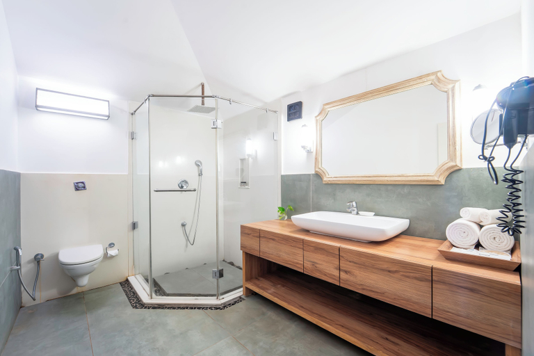 Bathroom 4, Marbela Beach Resort, North Goa