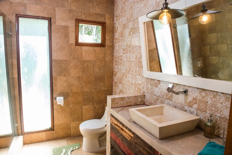 Bathroom 3, Itamandi Eco Lodge, Tena