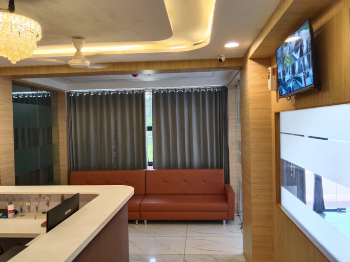 Lobby 3, Hotel Grand Nilgiri AC Rooms, Anand