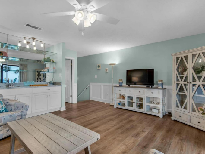 Living area 4, Blue Surf 4, Walton
