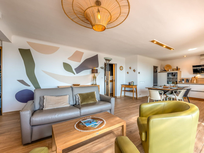 Living area 2, Villa in Les Issambres With Swimming Pool, Var