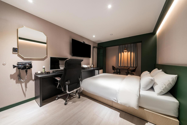 Bedroom 4, Cheonan Brown Dot Cheonan Ssangyong Branch, Cheonan