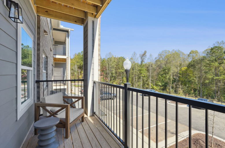 Exterior 3, Landing Stylish 1bd, Clubhouse, Gym, Wake