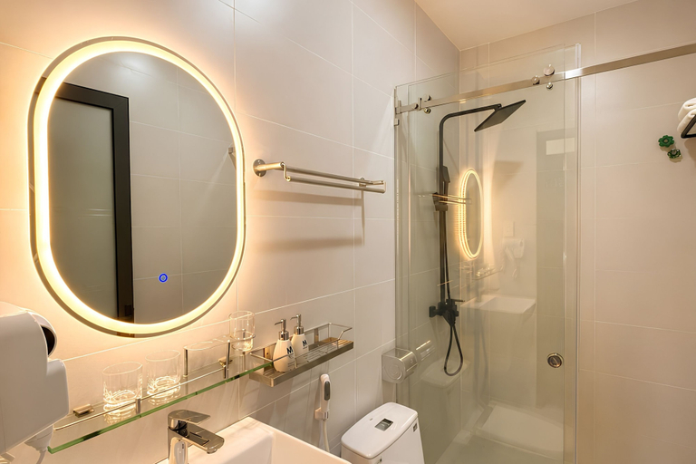 Bathroom 4, MT Danang Hotel - Near Dragon Bridge, Da Nang