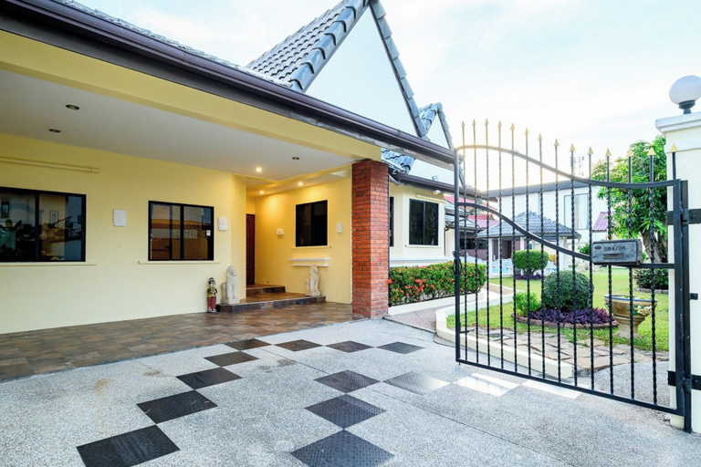 Front of property, Classic 5BR Villa with Pool&Gardens(SP1), Pattaya