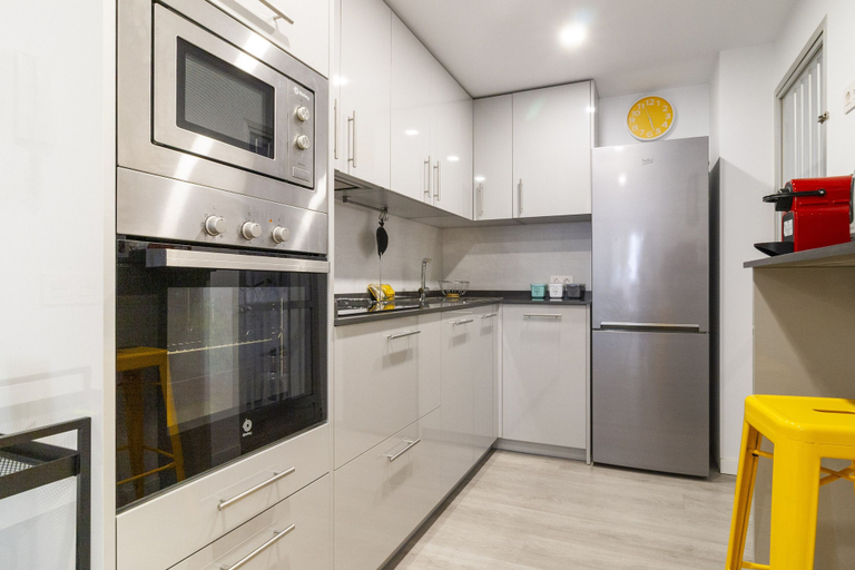 Private kitchen 2, El Limonar by Sharingco, Málaga
