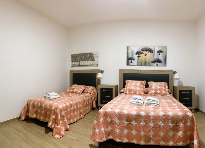 Room 3, Cave Apartment With Terrace, Las Palmas