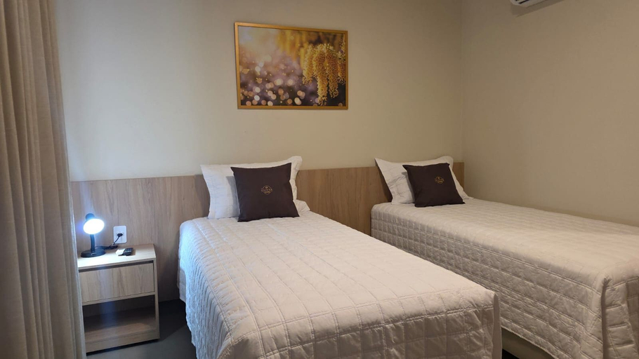 Room 2, Hotel Oliver In House, Santarém