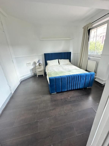 Room 2, Modern 1-bed Apartment Southwark, London