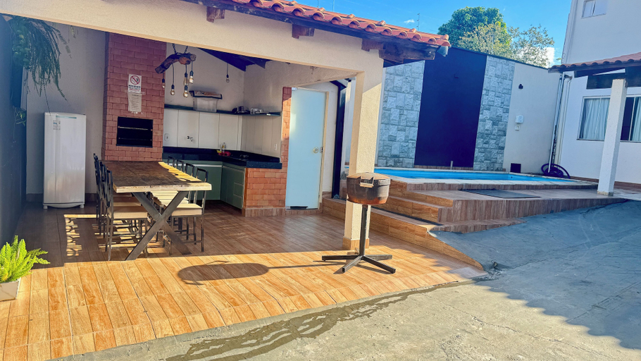 Outdoor dining 4, CRCN - Casa com piscina, Caldas Novas