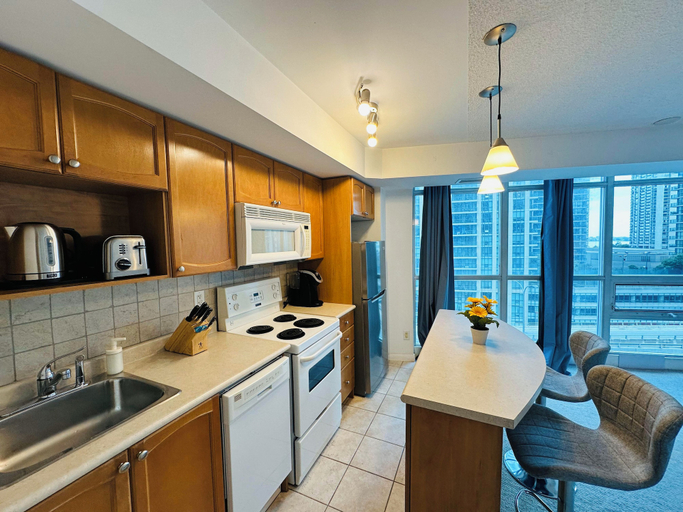 In-room dining 2, StayToronto - Downtown Yonge Core Suites, Toronto