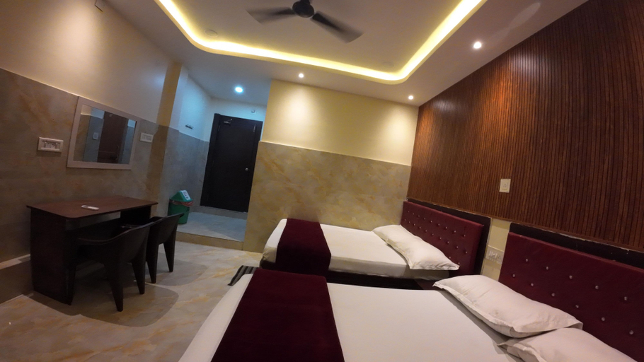 Room 2, HOTEL BALAJI, Puri