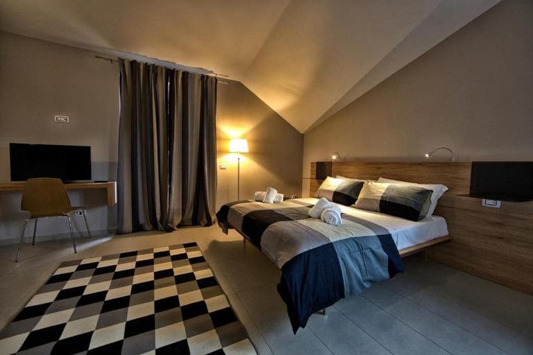 Room 2, Lepini Suites Guesthouse, Frosinone
