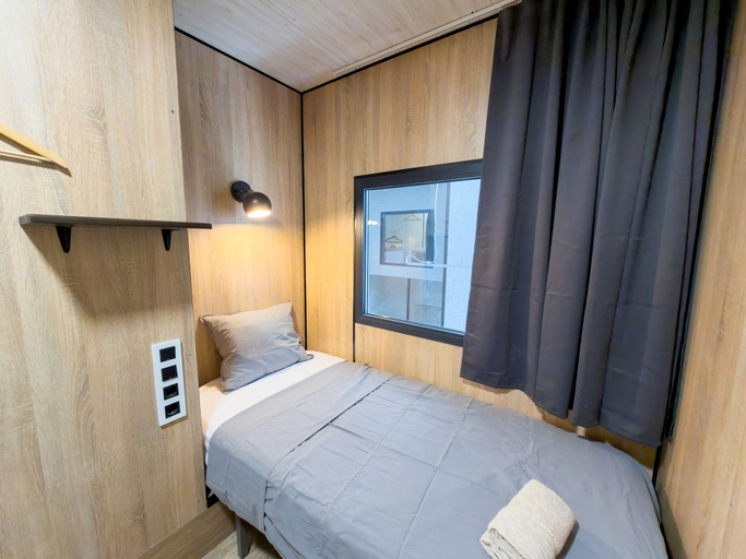 Room 2, Almorada Cabins, Valencia