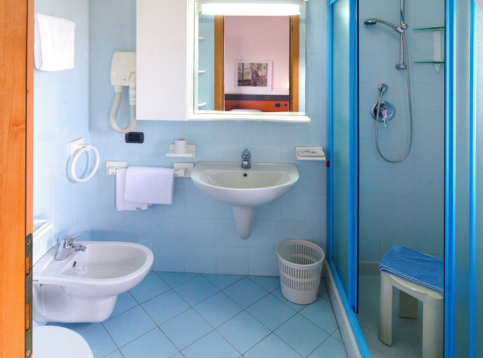 Bathroom 5, Hotel Tassoni Maison, Teramo