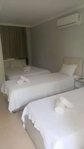 Room 3, Bells Beach Hotel, Seferihisar
