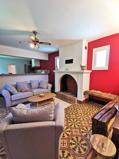 Living area 4, Domaine de Pourrouquet Gîte de la Mare, Gers