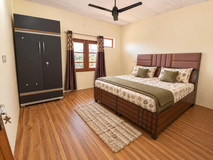 Bedroom 2, Natural Den Homestay, Kangra