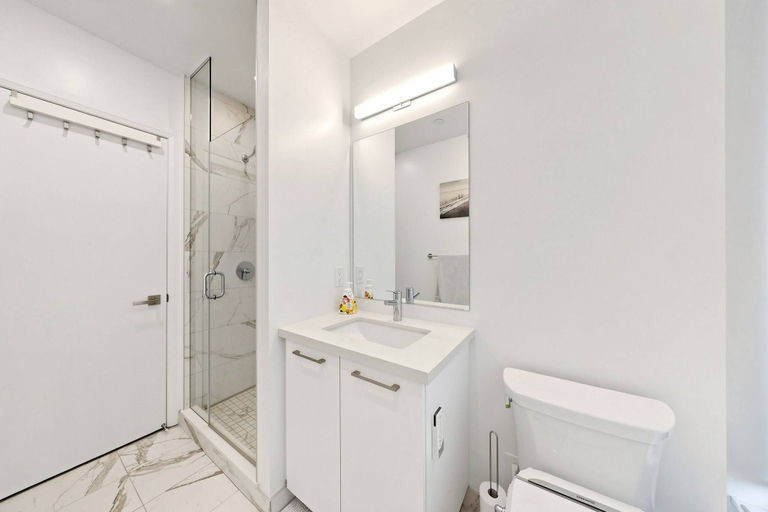 Bathroom 2, Sunnybrook 2 Bdrm, 3 Bath, Terrace, Toronto