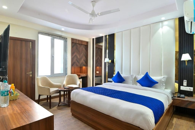 Bedroom 2, Hotel Saina International - Newly Built, Delhi