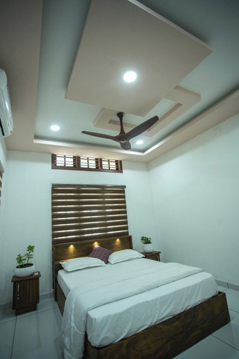 Room 4, Thumpoly Beach Resort, Alappuzha