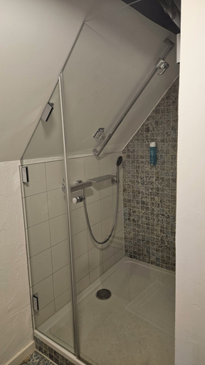 Bathroom 5, Pension Restaurant Brunnenputzer, Main-Tauber-Kreis